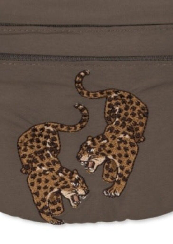 Konges Sløjd Konges slojd -JUNO BUMBAG WALNUT