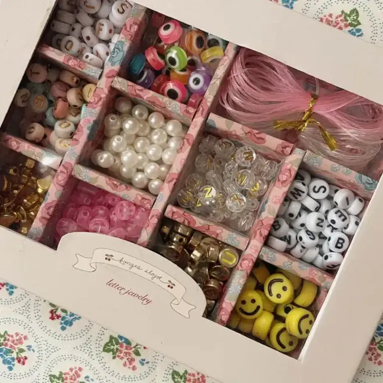 Konges Sløjd Konges slöjd - DIY jewelry set