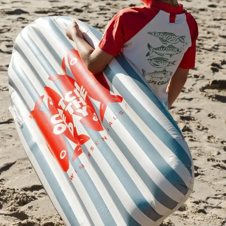 Swim Essentials inflatable surfboard - red/blue - catch of the day