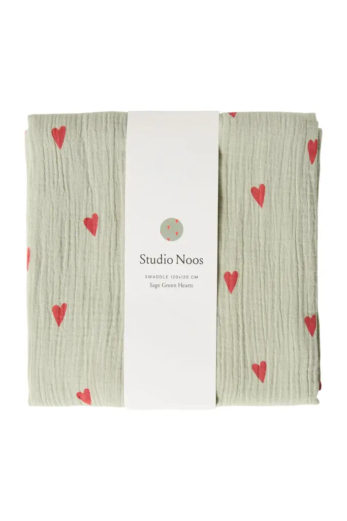 studio noos Studio noos - swaddle sage green heart 120x120