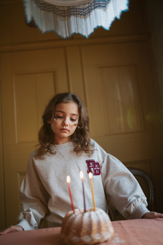 petit blush petit blush - Easy Sweater PB Logo  Grey Melange