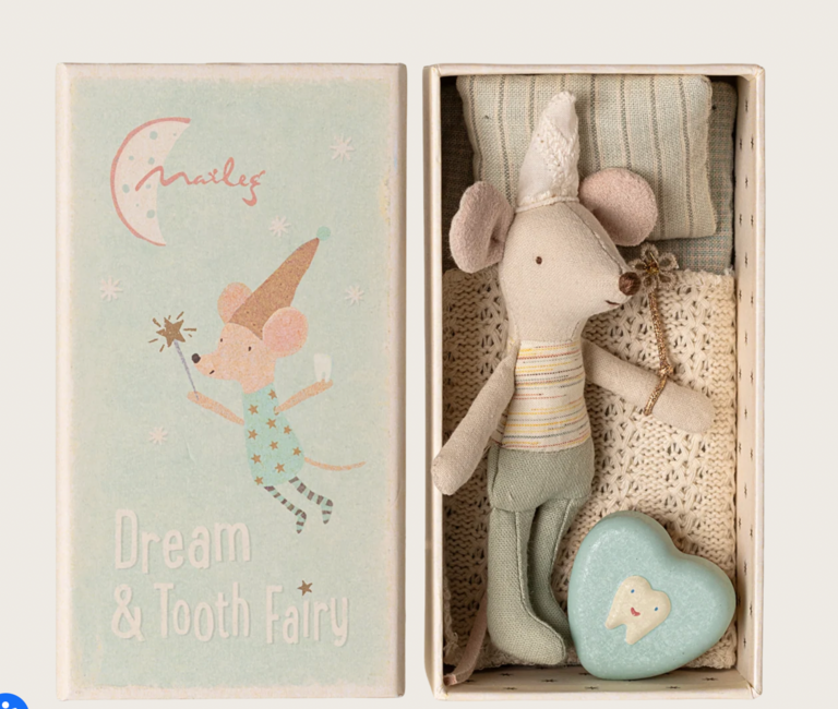 Maileg Maileg Tooth fairy mouse, Little brother in matchbox