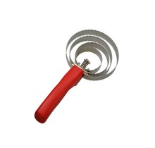 Round metal currycomb