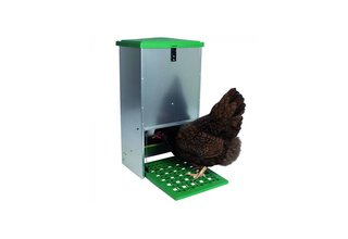 Pest control 12kg feeder