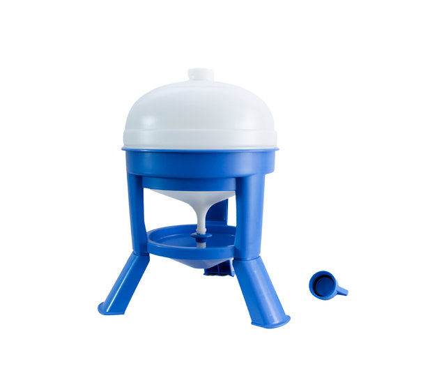 Abreuvoir pour poules avec pieds, 20L - Copele