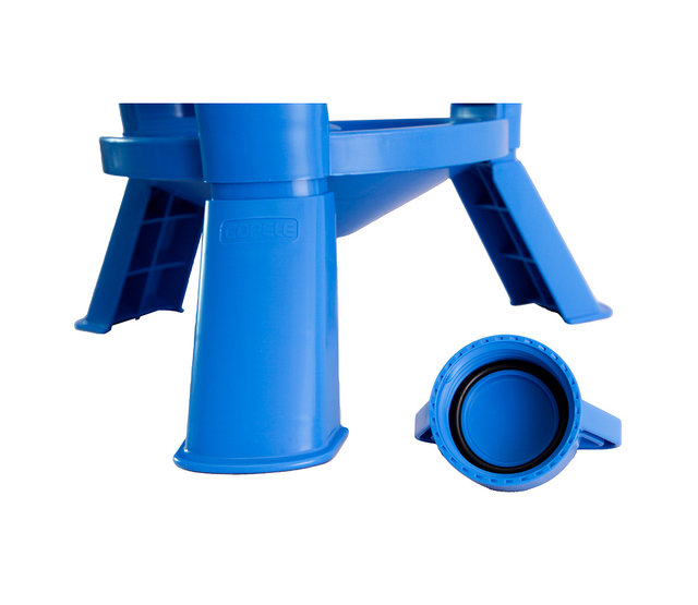 Water trough for hens with legs, 20L - Copele Water trough for hens with legs, 20L - Copele