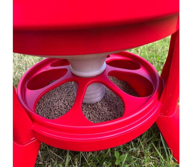 Feeder for hens with legs, 40L - Copele