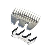 Set of 13 and 4-tooth combs for sheep and goats HEINIGER