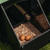 Recycled floor coop for 3 to 5 hens small model NESTERA Recycled floor coop for 3 to 5 hens small model NESTERA