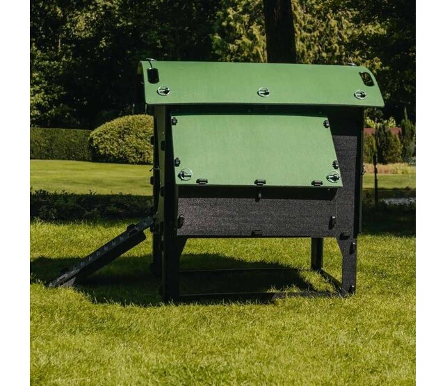 Recycled hen house with feet for 5 to 9 hens NESTERA medium model