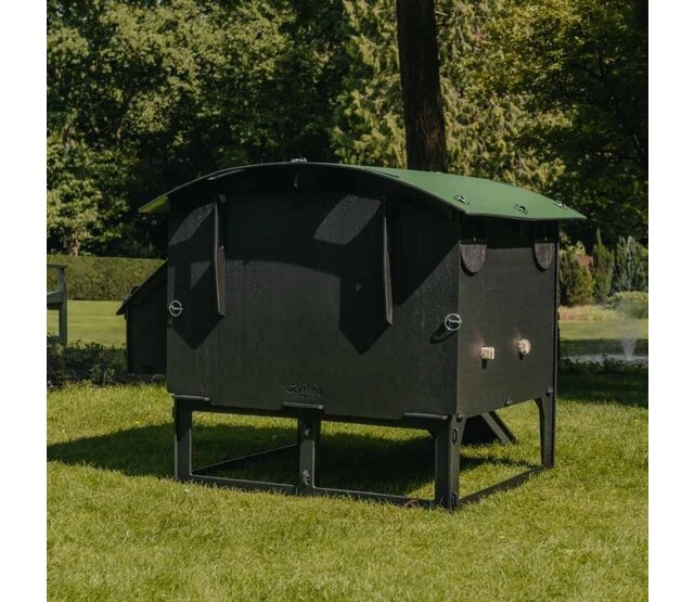 Recycled hen house with feet for 8 to 15 hens large model NESTERA