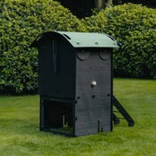 Raised recycled hen house for 3 to 5 hens small model NESTERA