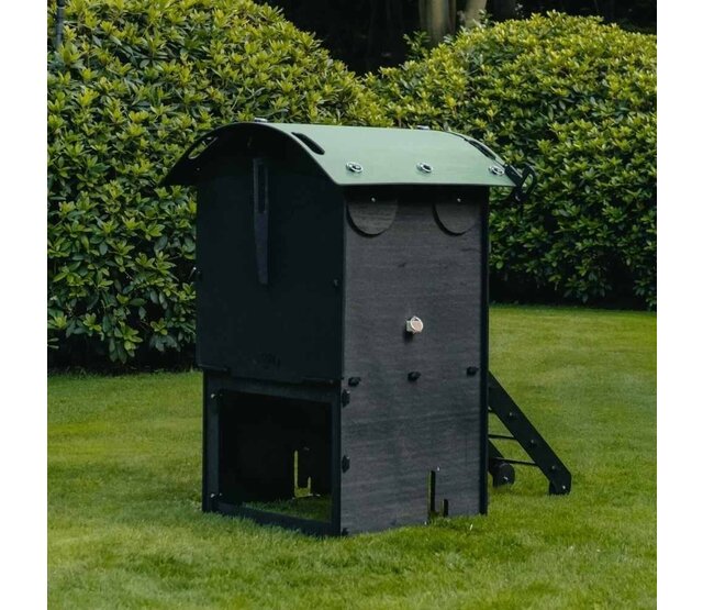 Raised recycled hen house for 3 to 5 hens small model NESTERA