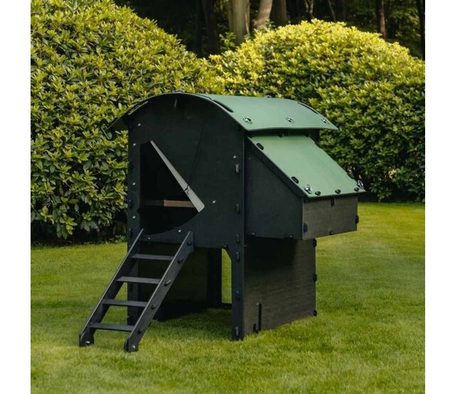 Raised recycled hen house for 5 to 9 hens NESTERA medium model