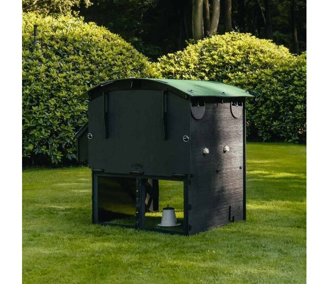 Raised recycled hen house for 8 to 15 hens NESTERA large model