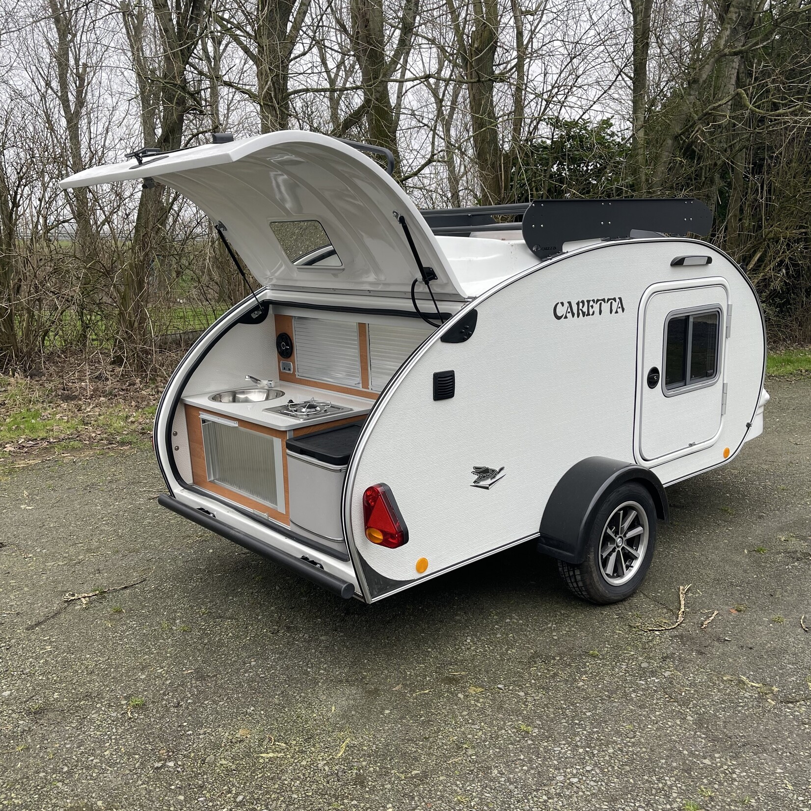 Caretta Caravan Caretta 1500 Wit Stockcaravan met bagagedrager