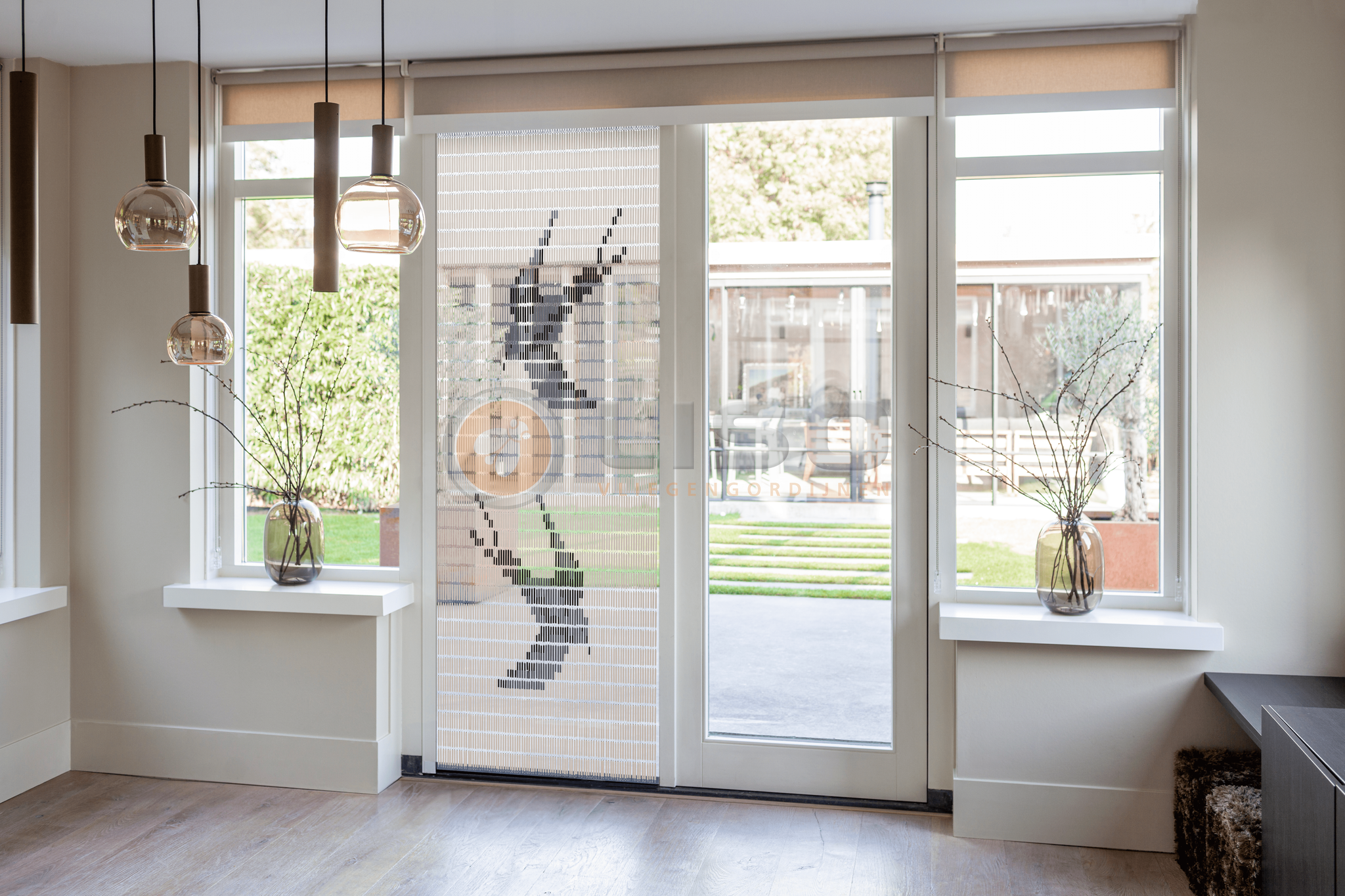 Vliegengordijn Liso met Zwaluwen ✔ Doe-het-zelf pakket - Prijs per m²