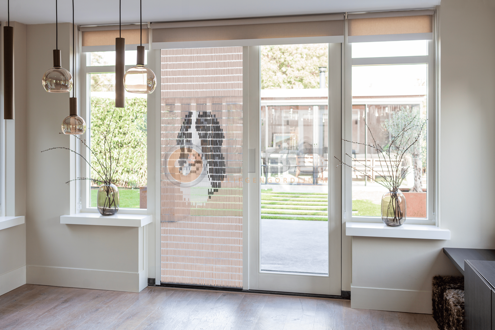 Vliegengordijn Liso met Berner Sennen ✔ Doe-het-zelf pakket - Prijs per m²