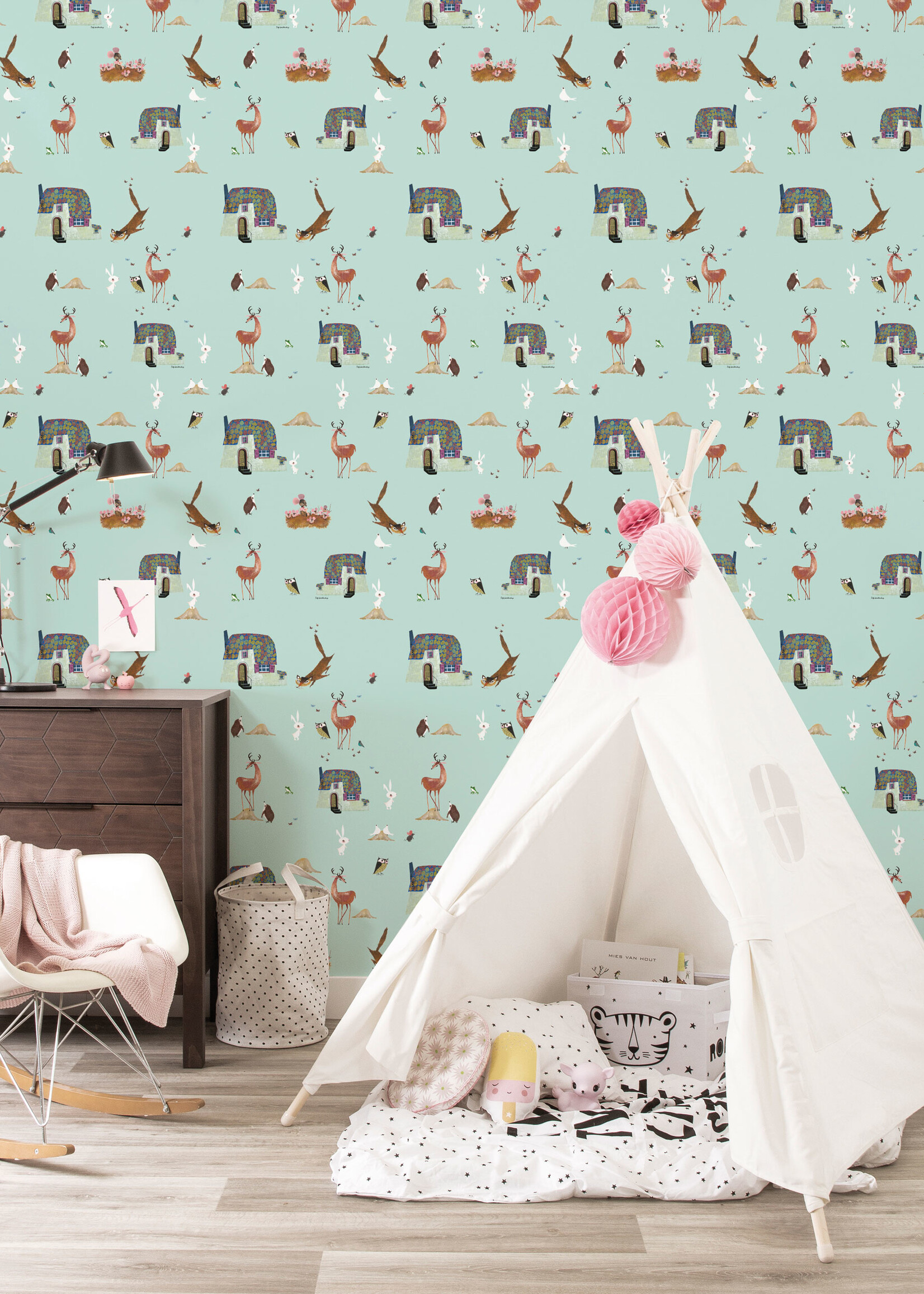 Wallpaper Fiep Westendorp Forest Animals, Mint, 97.4 x 280 cm