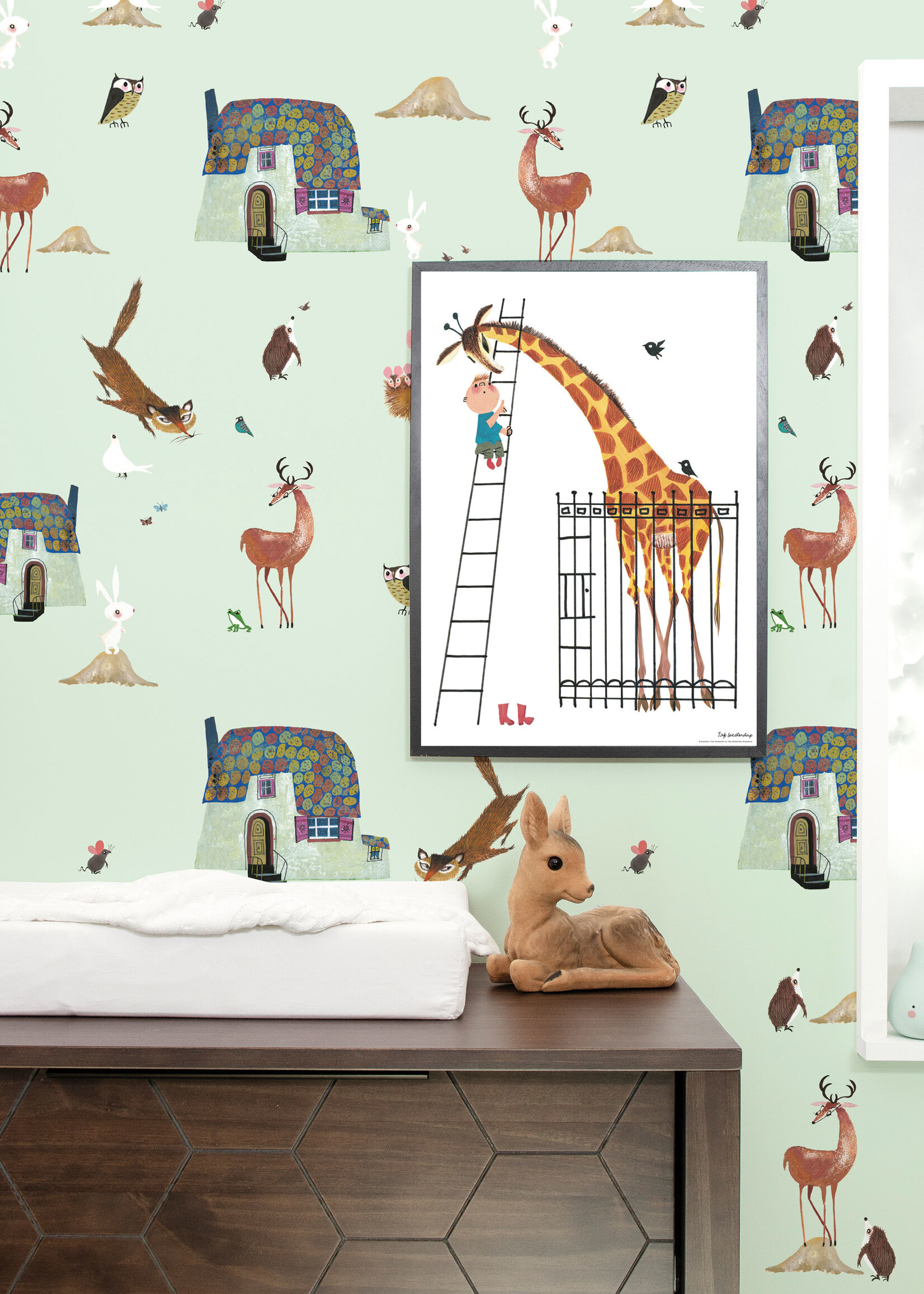 Wallpaper Fiep Westendorp Forest Animals, Green, 97.4 x 280 cm
