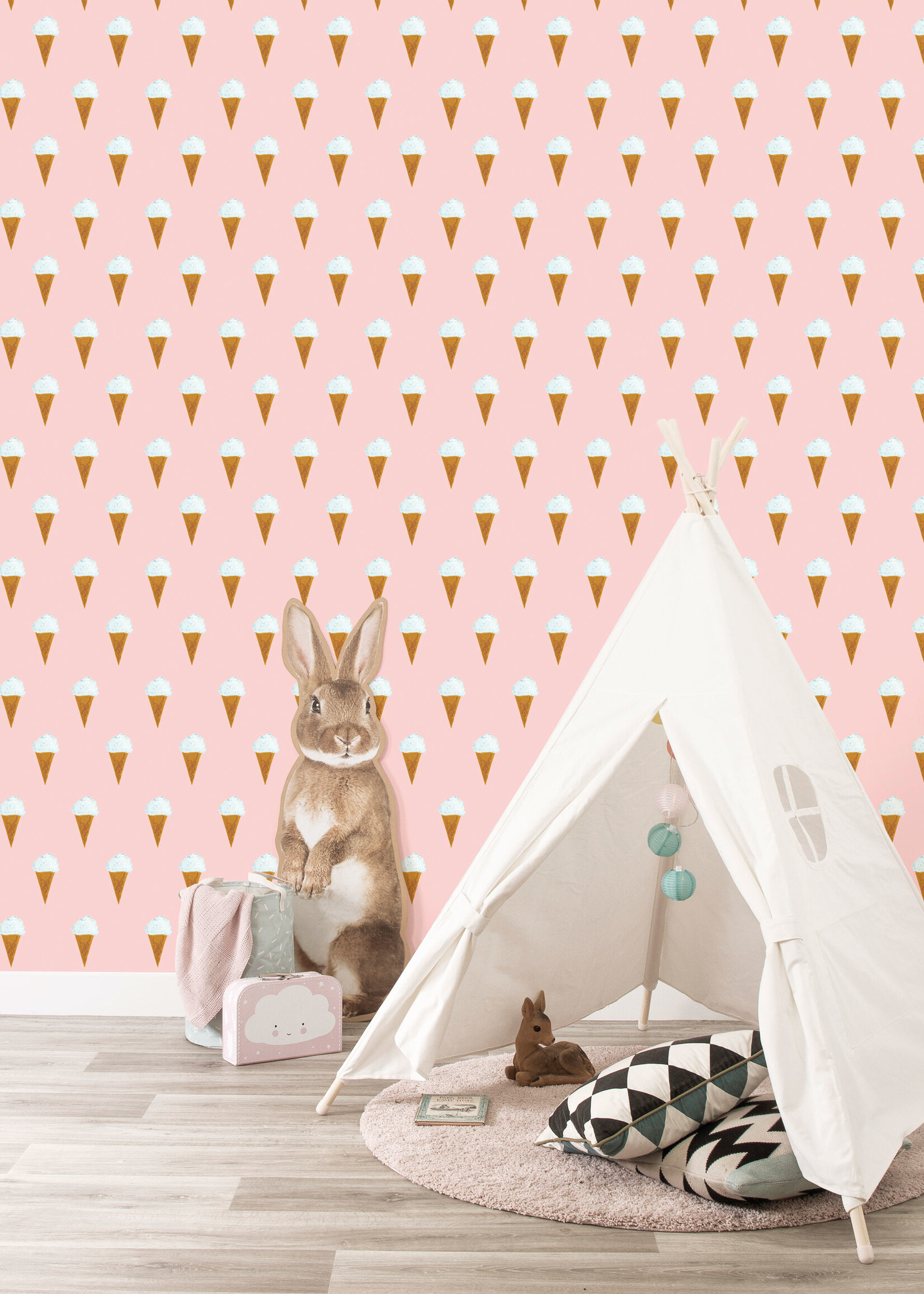 Wallpaper Fiep Westendorp Ice cream, Pink, 97.4 x 280 cm