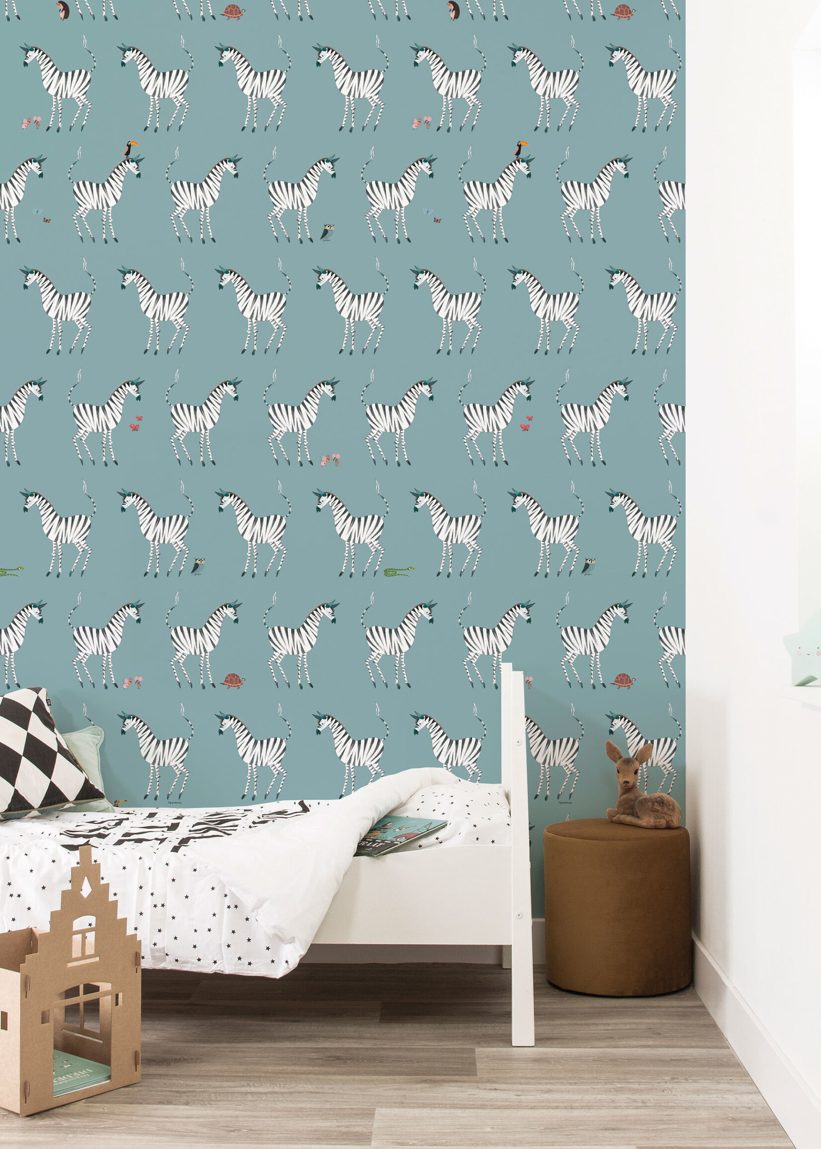 Wallpaper Fiep Westendorp Zebra, Petrol, 97.4 x 280 cm