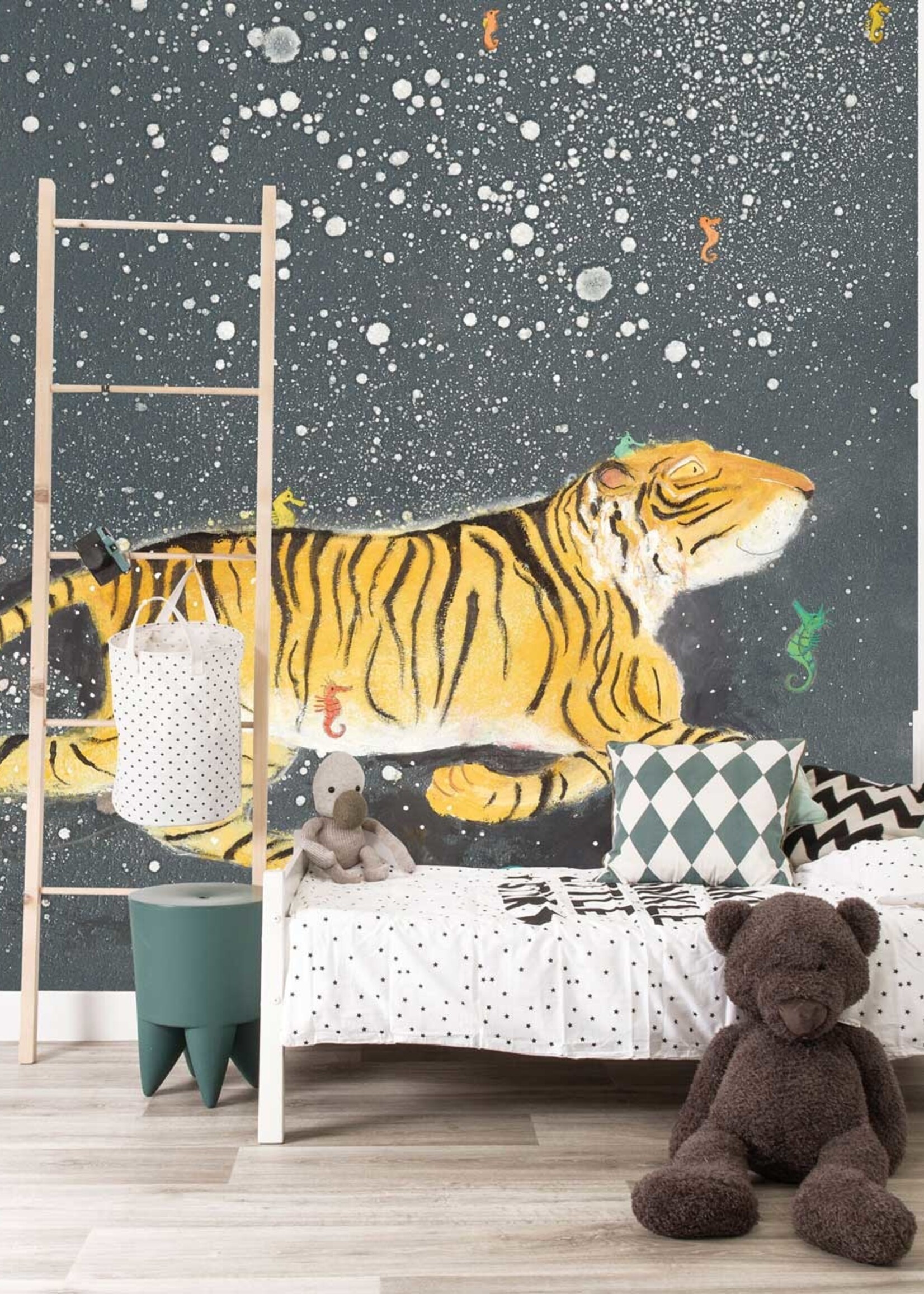 Fotobehang Smiling Tiger