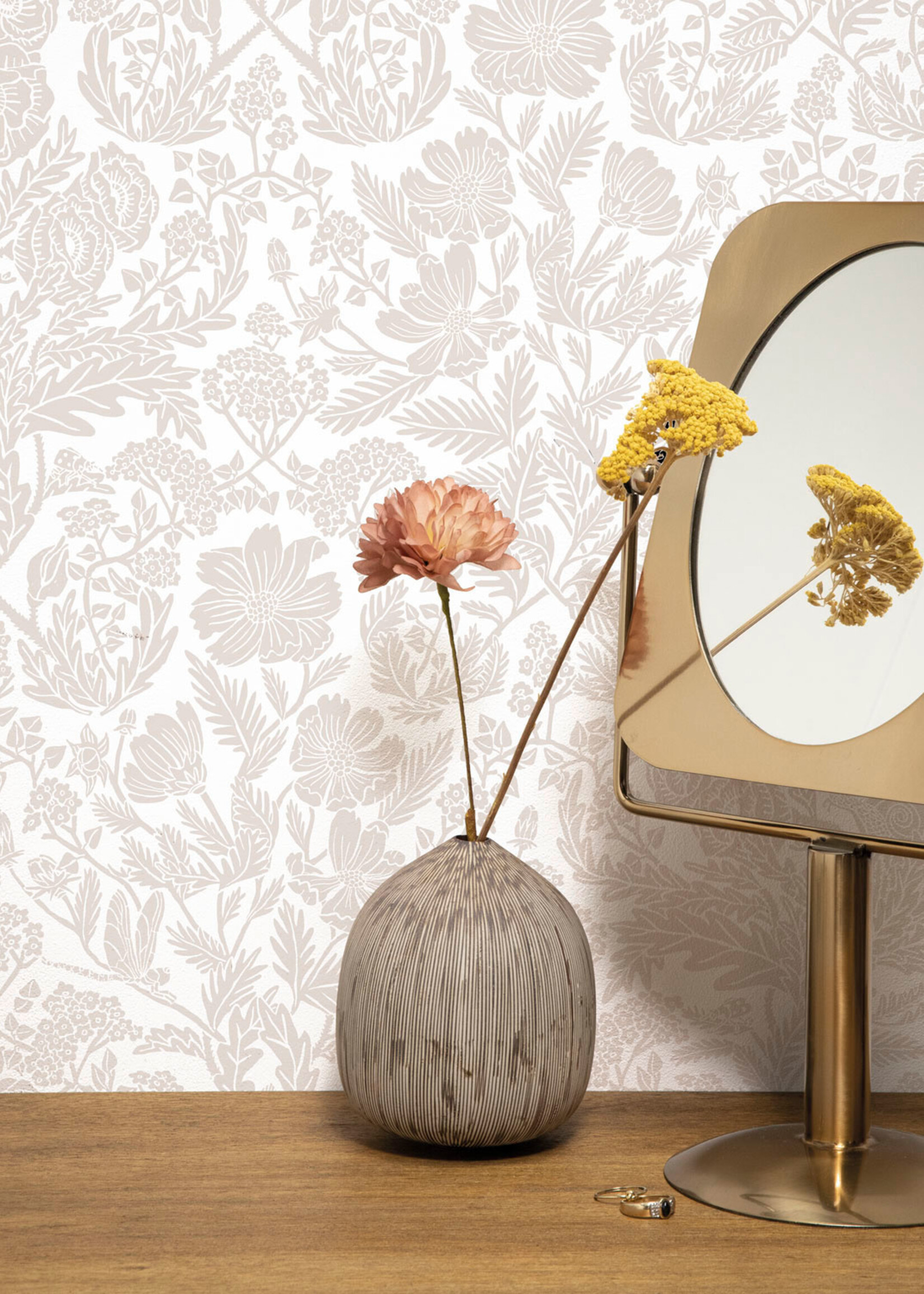 Floral wallpaper by Floor Rieder, Sand, 100 x 280 cm