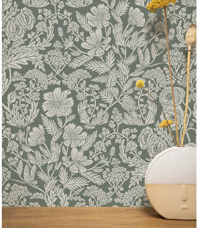 Behang met getekende bloemen patroon door Floor Rieder, Groen, Afwasbaar, 100 x 280 cm