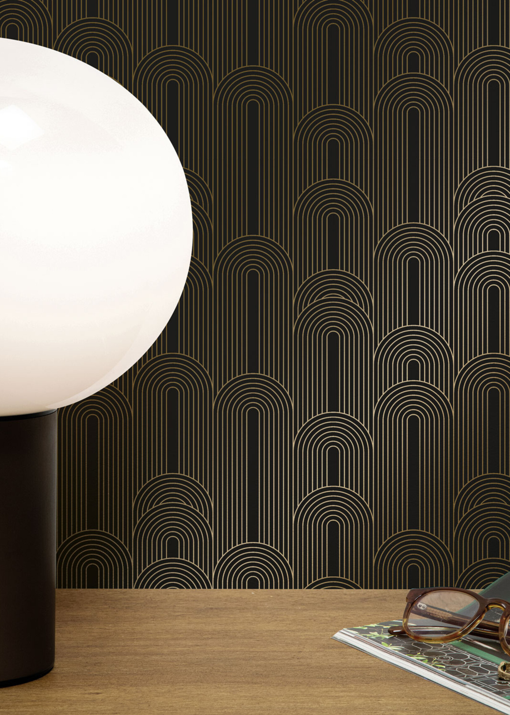 Goud metallic | Afwasbaar Golden Lines, Goud geometrisch lijnen behang, Zwart, Afwasbaar, 100 x 280 cm