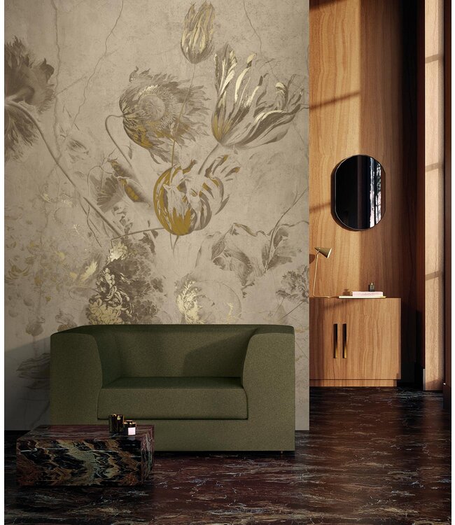 Fresco Flowers | Floral wallpaper by Frans Uyterlinde | High Gloss Gold/Beige