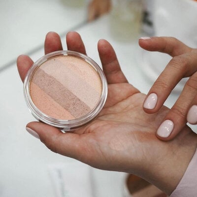 MAKE-UP