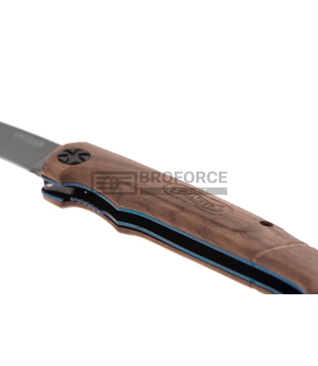 Walther Blue Wood Knife 1