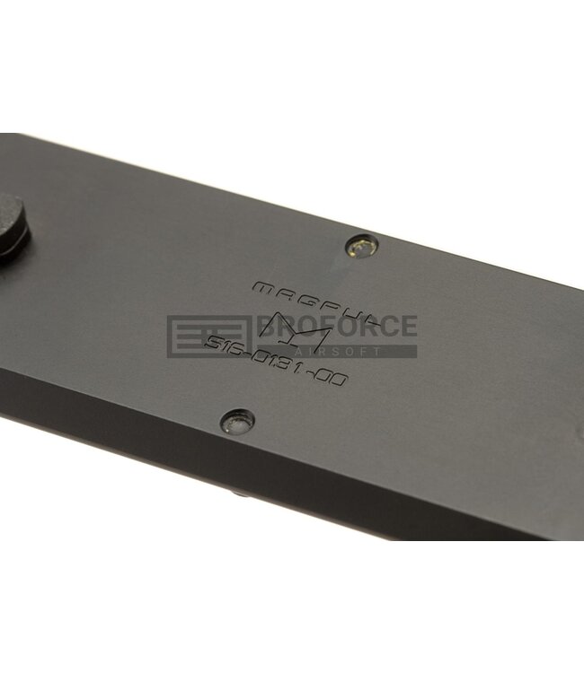 Magpul M-LOK Dovetail Adapter Pro Chassis Full Rail for RRS/ARCA Interface - Black