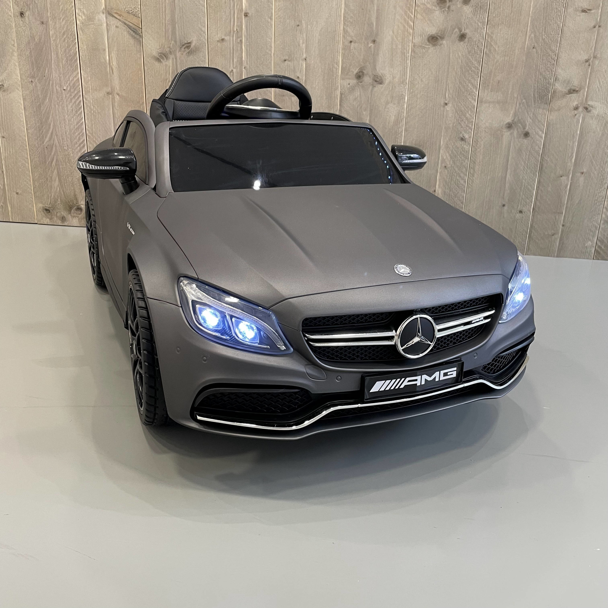 C63s coupe mercedes MOTOR long