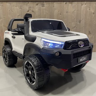 Toyota Toyota Hilux | Elektrische Kinderauto 2-persoons 4x4