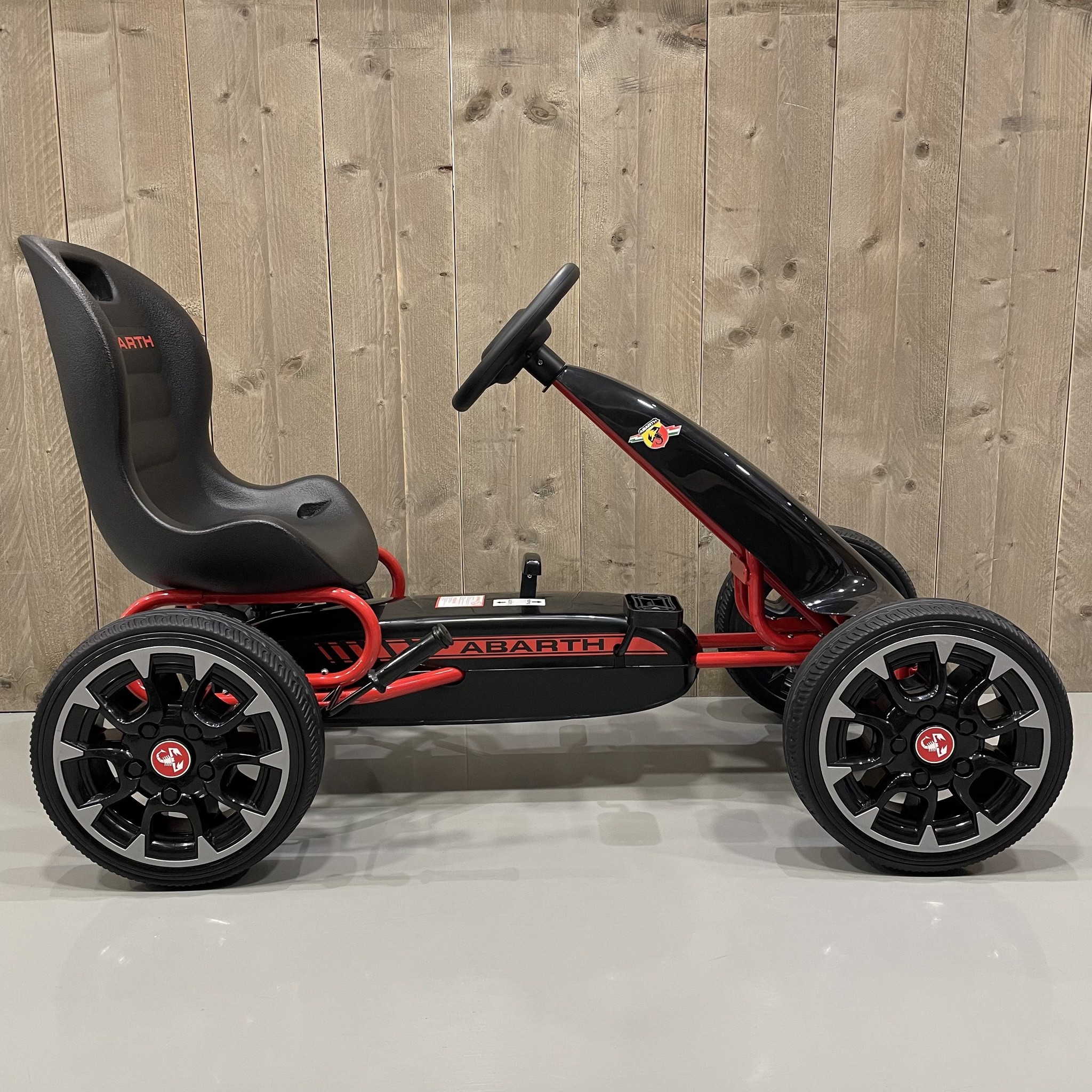 CarKiddo Abarth Skelter Gokart Met Rubberen Banden CarKiddo