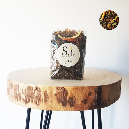 By Maroo Losse thee in zak - Zwarte Thee Blend Sinaasappel & Cookies - By Maroo By Maroo Losse thee in zak - Zwarte Thee Blend Sinaasappel & Cookies - By Maroo