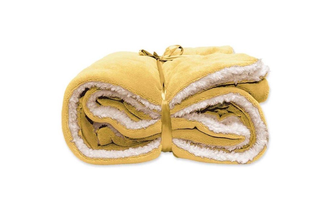 Unique Living | Lars coral fleece/suede plaid 150x200cm bamboo yellow | Kussen woonkamer of slaapkamer