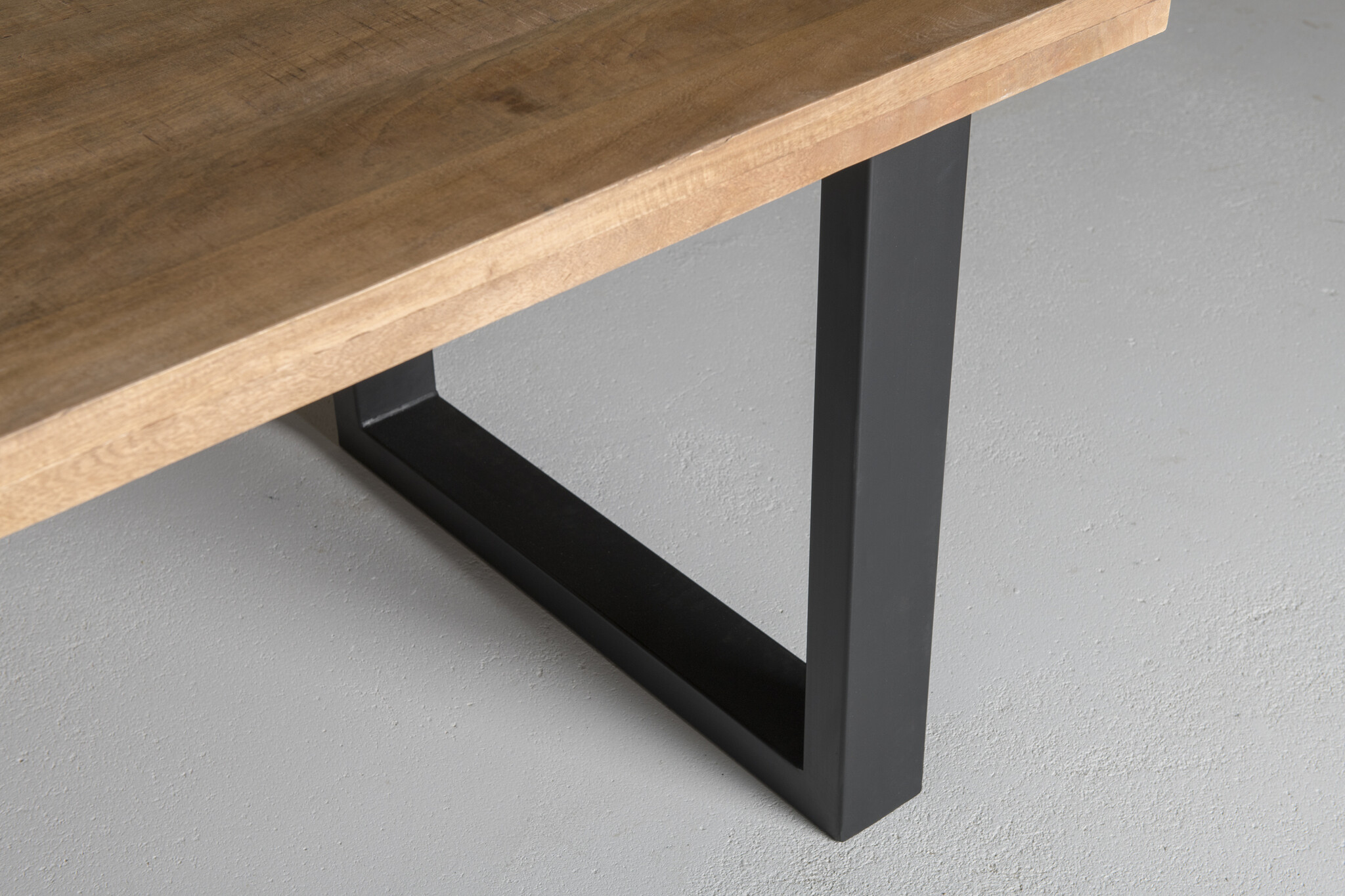 Brix - Eetkamertafel Sturdy - 220x100cm - Mangohout - Bruin