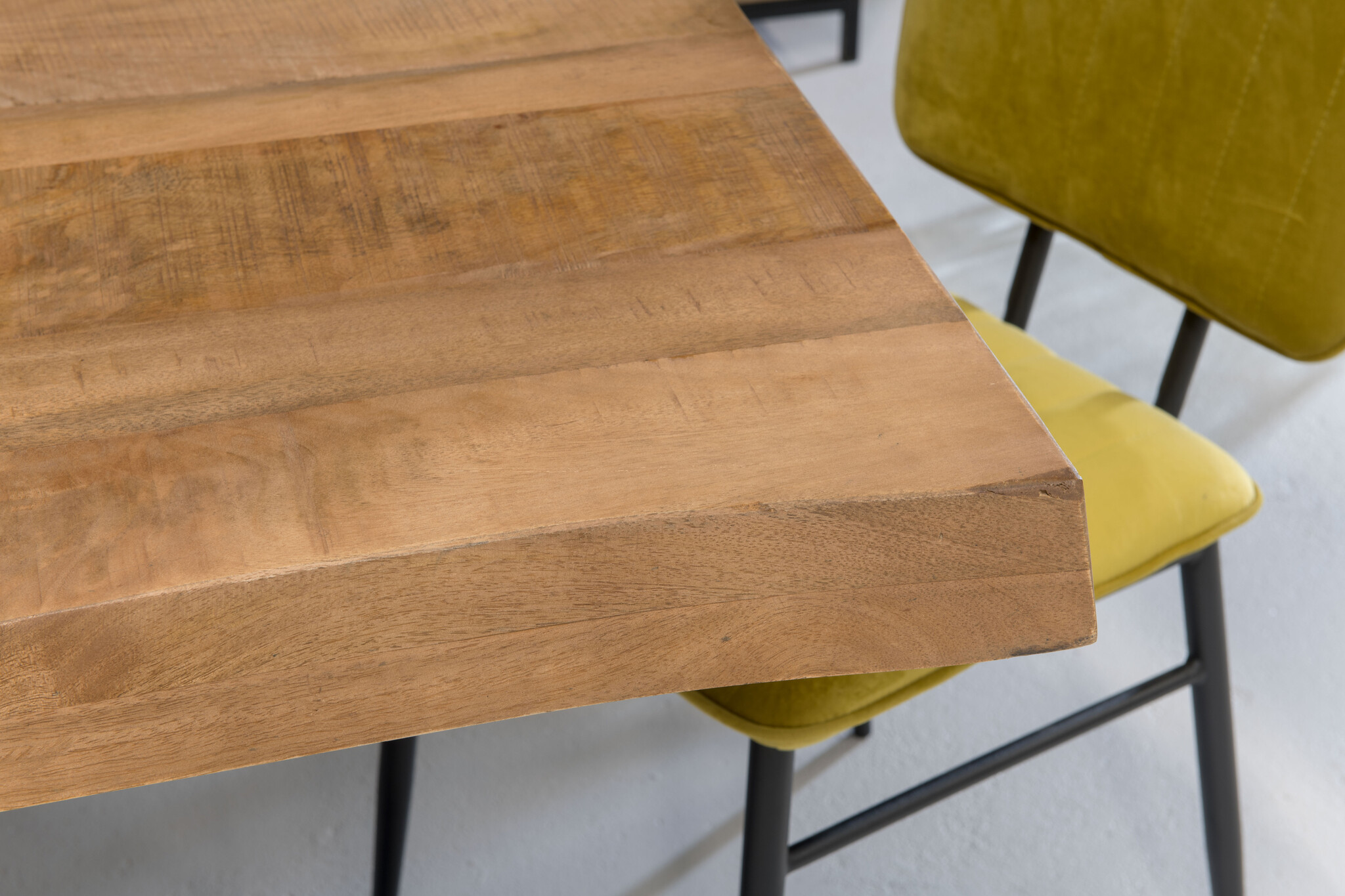 Brix - Bruine Eetkamertafel - 200 cm - Mangohout