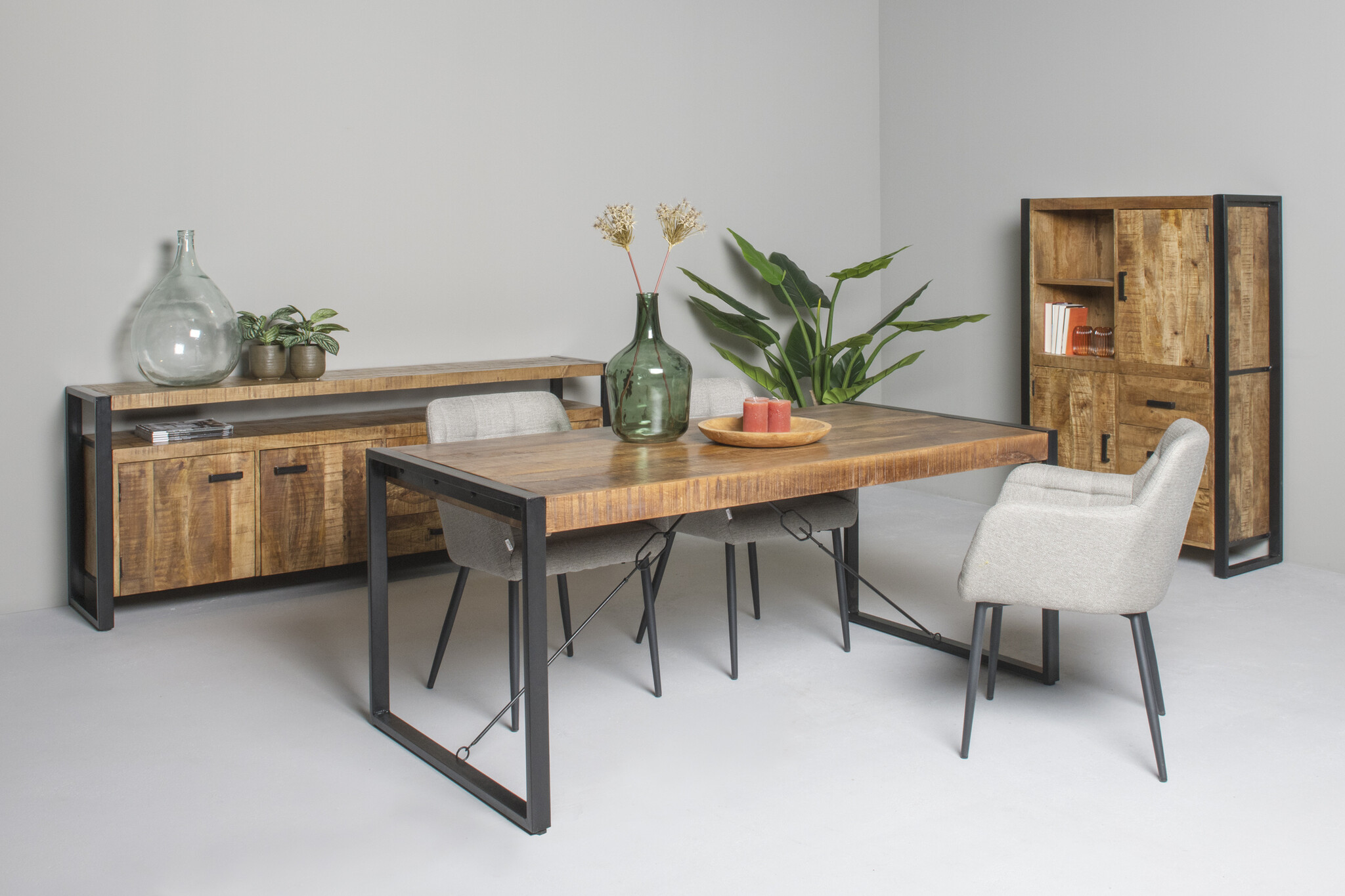 Livingfurn - Eetkamertafel Nairobi - U-Pot - Mangohout - 160x90 cm