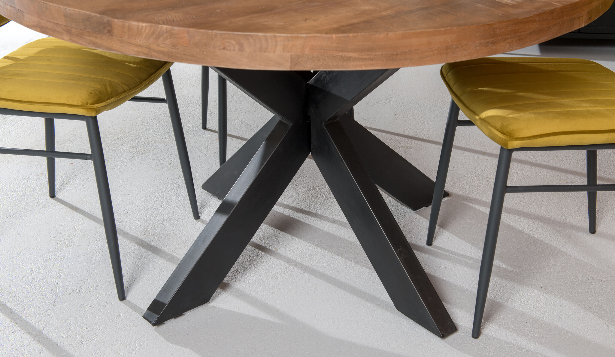 Brix - Eetkamertafel Brix Rond - 150 cm - Mangohout - Bruin
