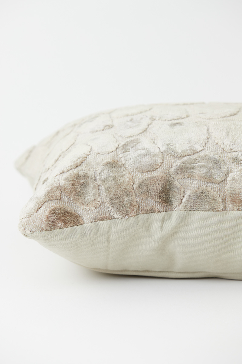 Light & Living - Kussen FLORIAN - 60x30x10cm - Bruin