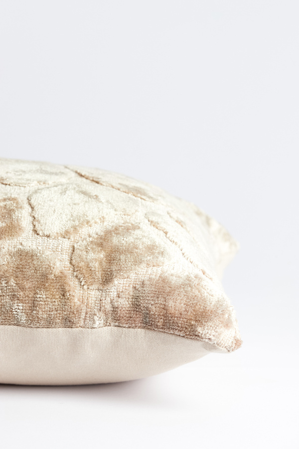 Light & Living - Kussen ZIRAFI - 60x30x10cm - Bruin