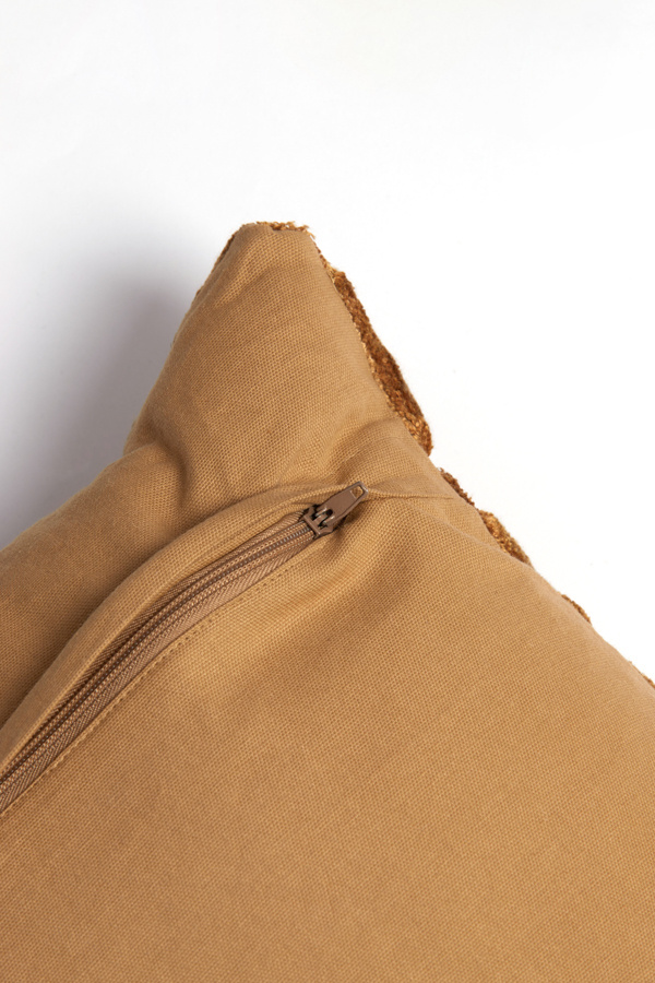 Light & Living - Kussen ZIRAFI - 60x30x10cm - Bruin