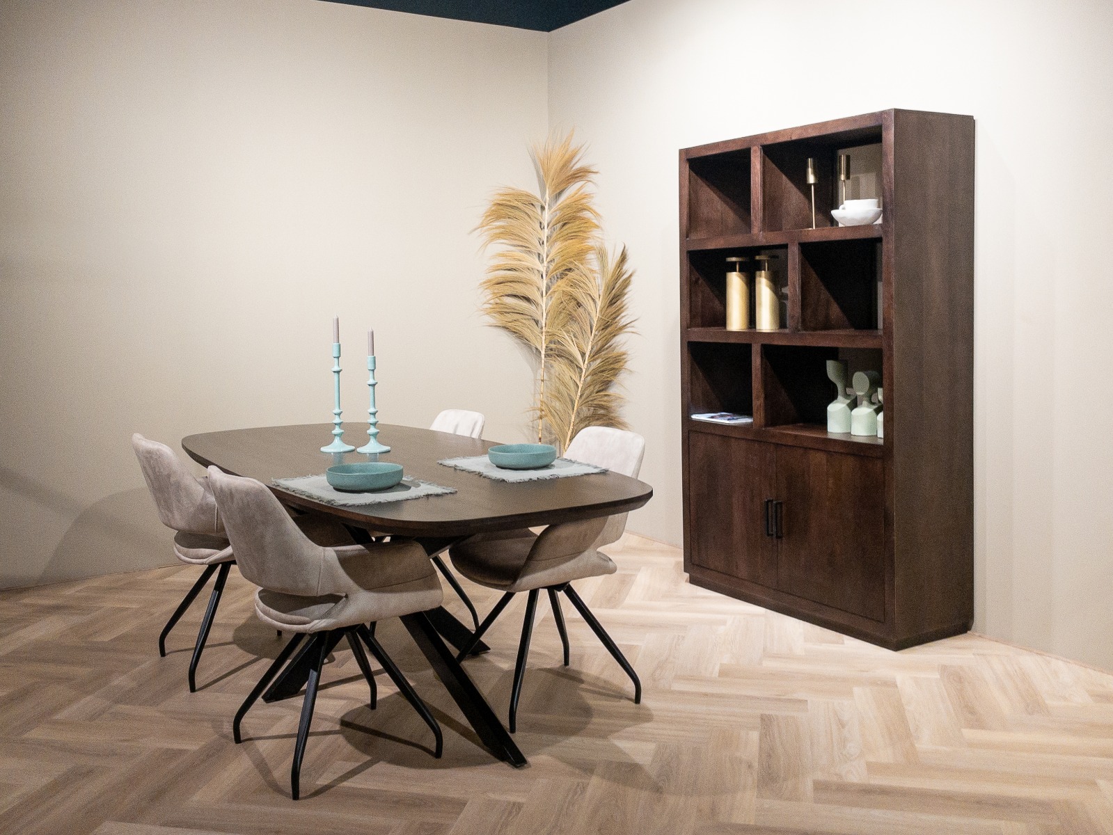 Livingfurn - Eetkamertafel Jesper Danish Oval Brown 230 cm - Mangohout