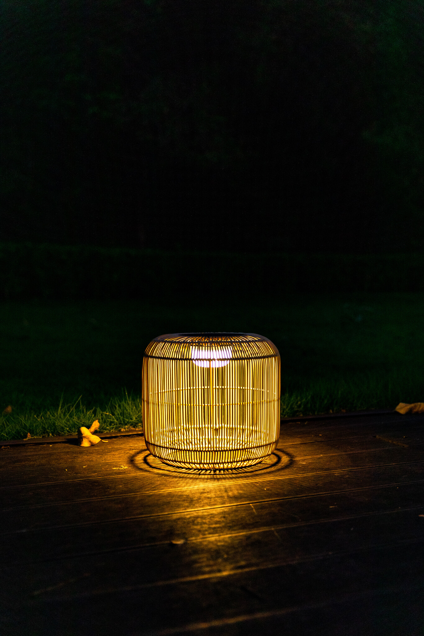 ZOMER-Sens-Line - Fleur Tuinlamp 28cm - Solar &amp; USB - Rotan