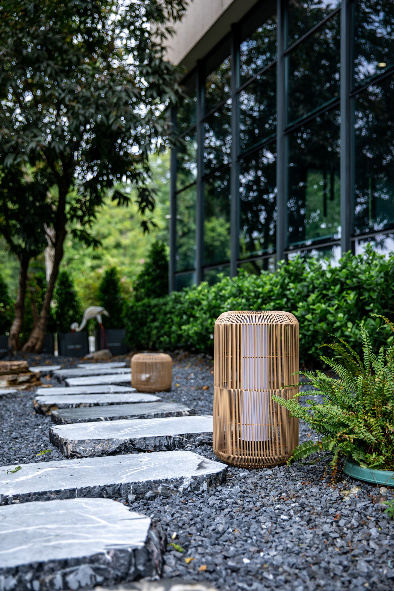 ZOMER-Sens-Line - Fleur Tuinlamp 28cm - Solar &amp; USB - Rotan