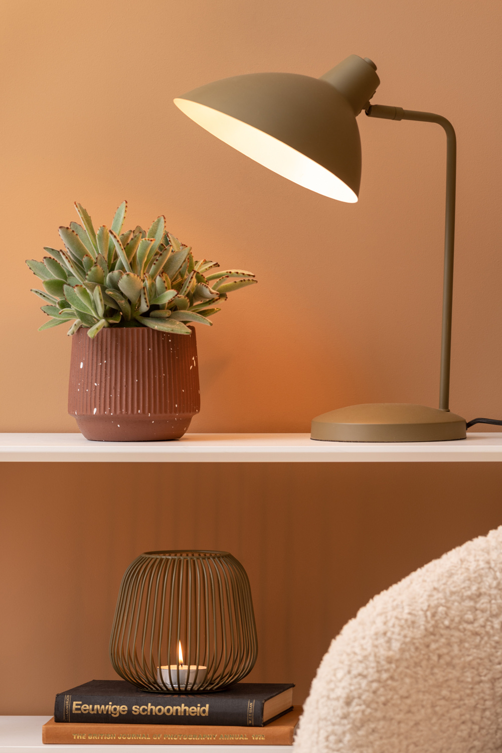 Leitmotiv - Tafellamp Casque - Mosgroen